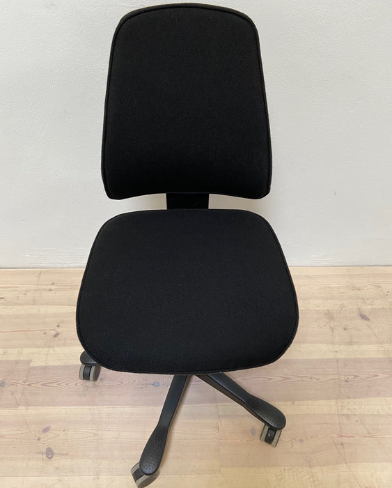 Nypolstret Kinnarps Freefloat kontorstol