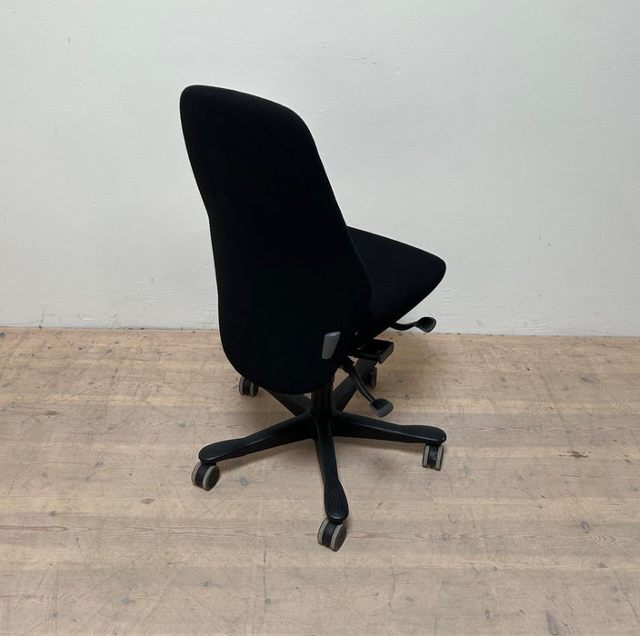 Nypolstret Kinnarps Freefloat kontorstol