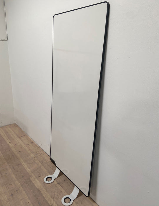 Abstracta Whiteboard