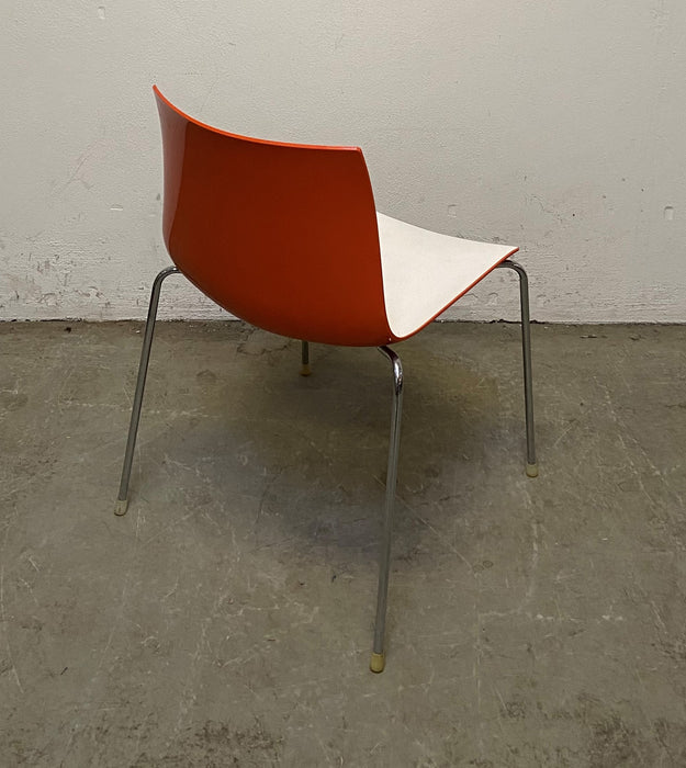 Arper Catifa 46 kantinestol