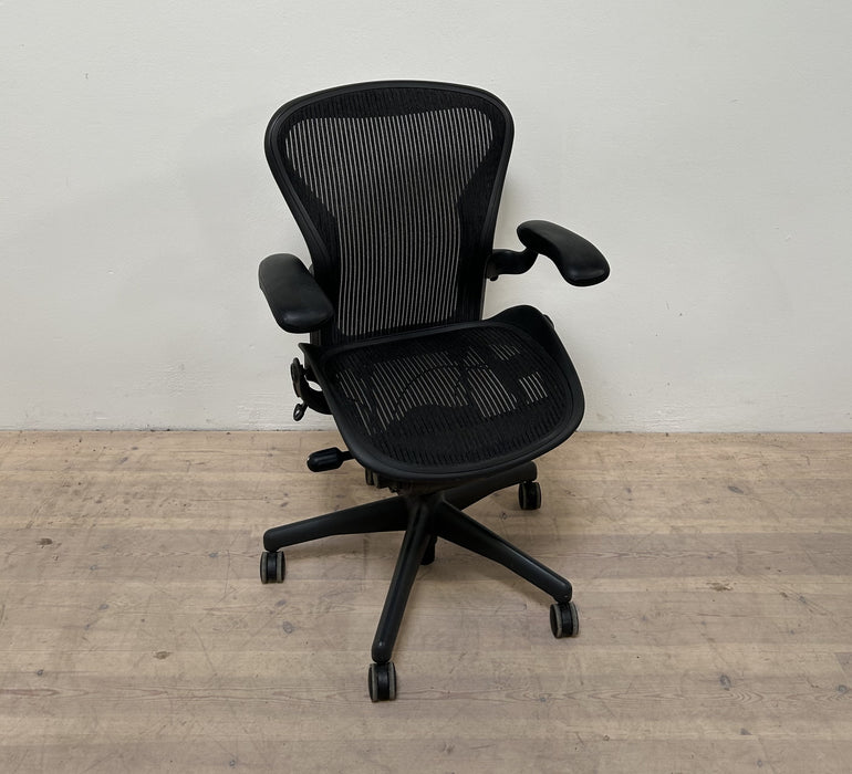 Herman Miller Aeron Kontorstol