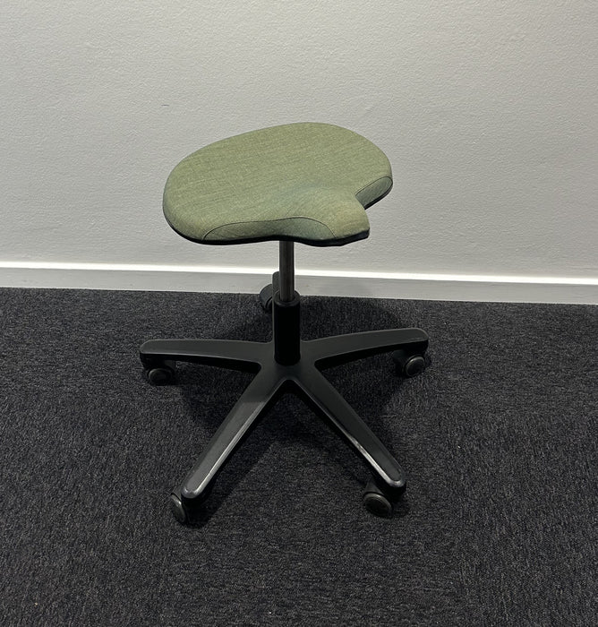 Ergonomisk sadelstol