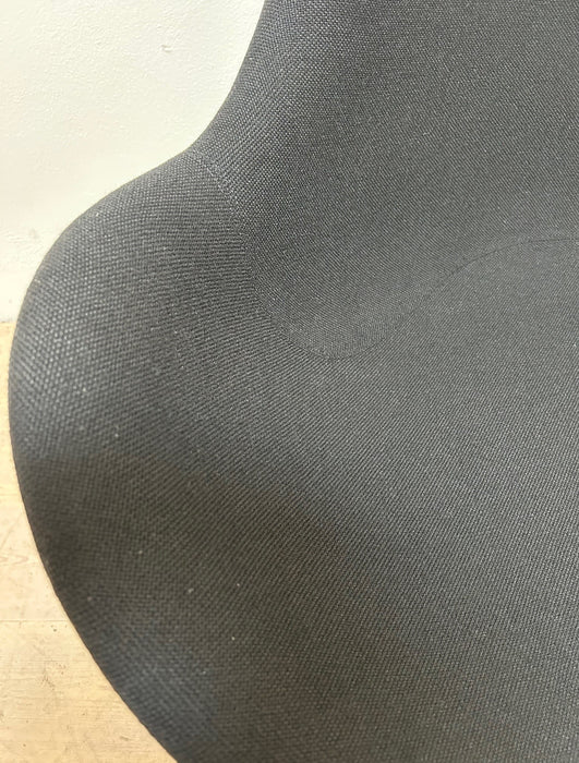 Nypolstret +Halle K2 loungestol - Flere farver