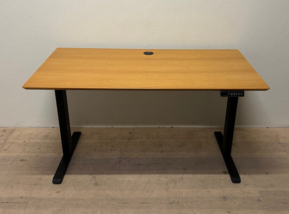 NYT ErgoPro Hæve/sænkebord med brugt bordplade