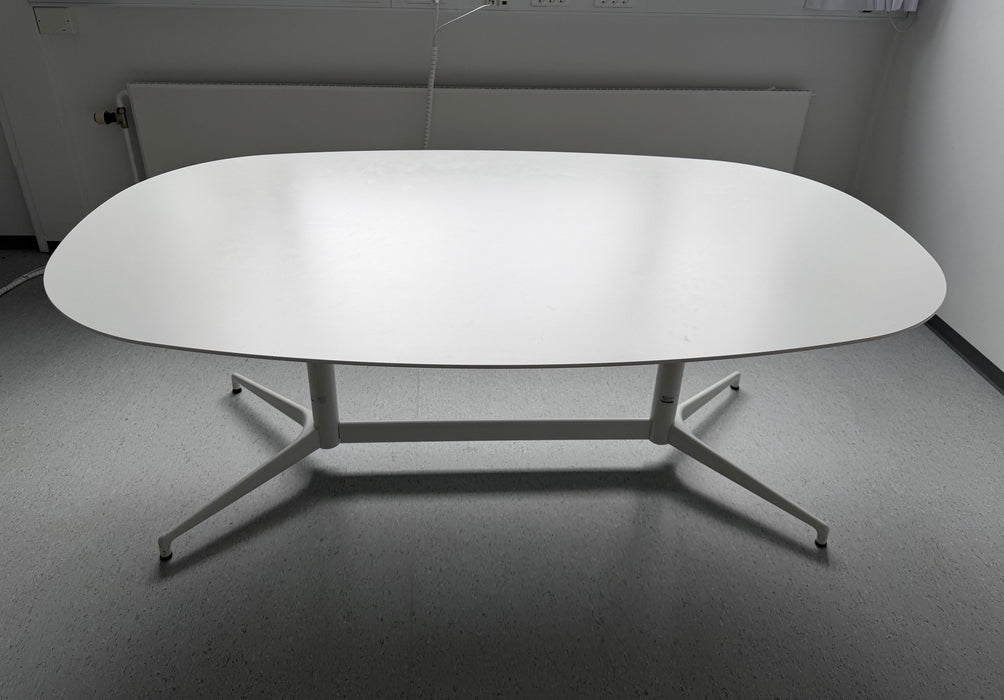 Herman Miller Civic Konferencebord - Flere størrelser