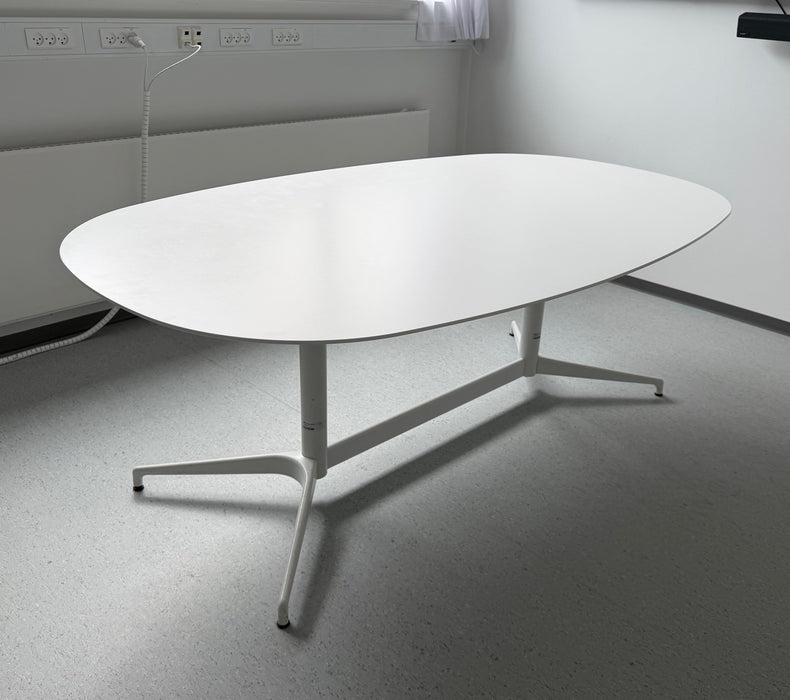 Herman Miller Civic Konferencebord - Flere størrelser
