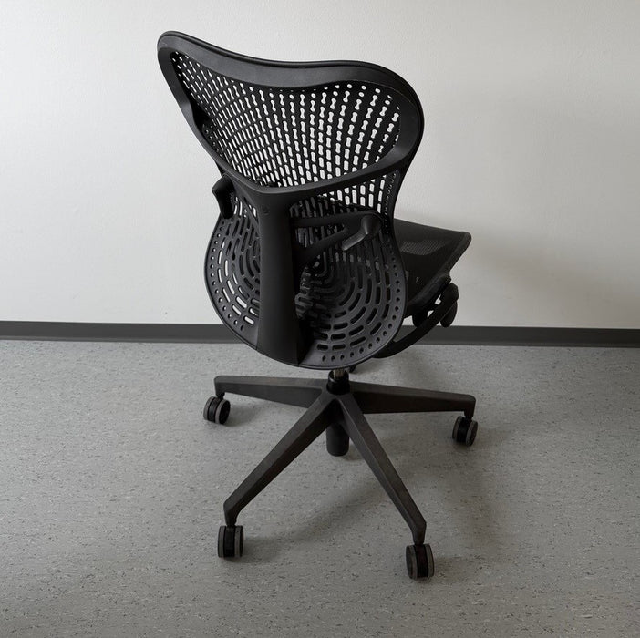 Herman Miller Mirra 2 Kontorstol