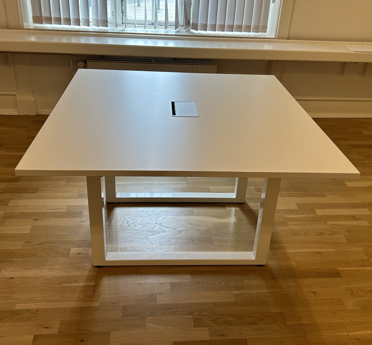 Steelcase Konferencebord