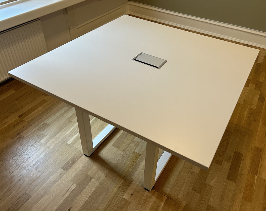 Steelcase Konferencebord