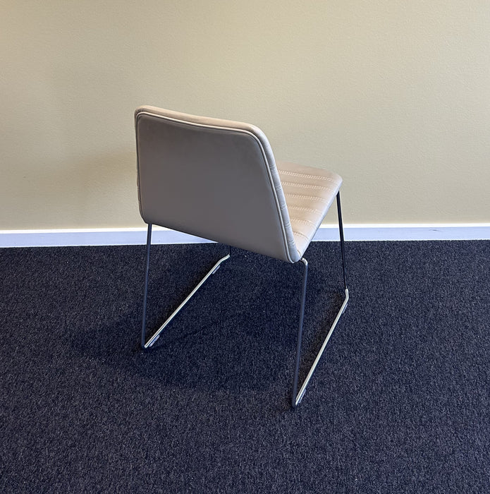 Paustian Spinal 44 Konferencestol