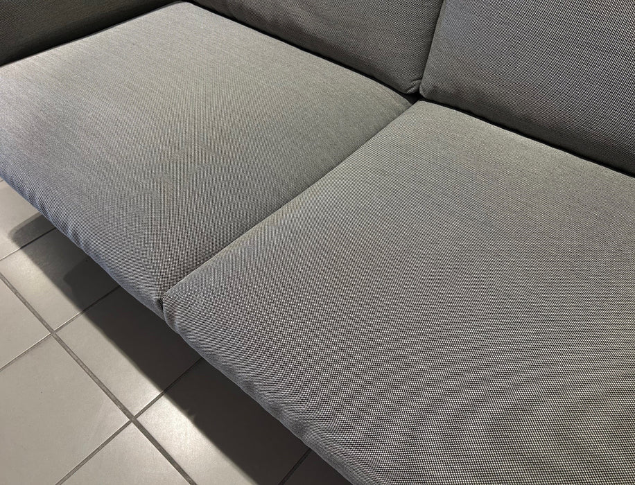 Muuto Outline Sofa