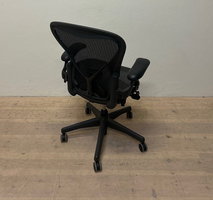 Herman Miller Aeron Kontorstol