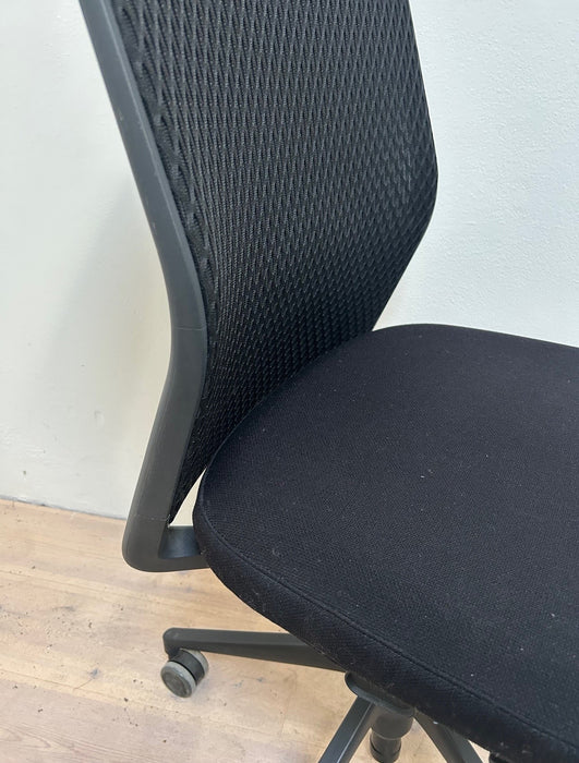 Vitra ID Mesh Kontorstol