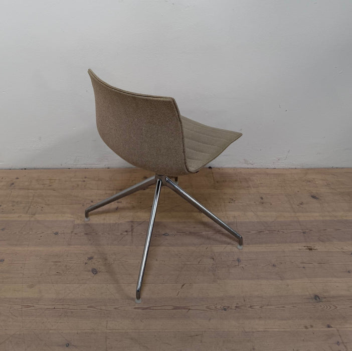 Arper Catifa 53 Konferencestol